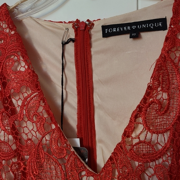 Forever Unique red lace long sleeve V-neck dress - Picture 10 of 14